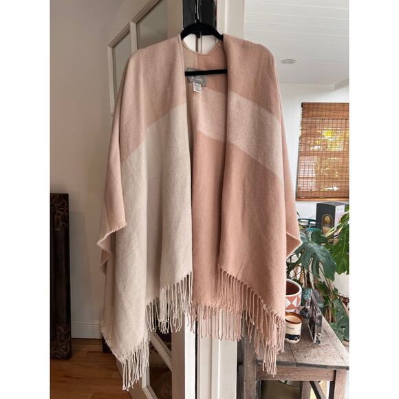 Soia & Kyo Woven Miku-S Scarfigan w/Fringe, One Size - Picture 6 of 11